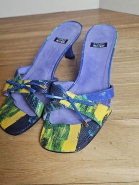 Stuart Weitzman Kitten Heel Slip-On Mules Y2K Vintage Club Wear